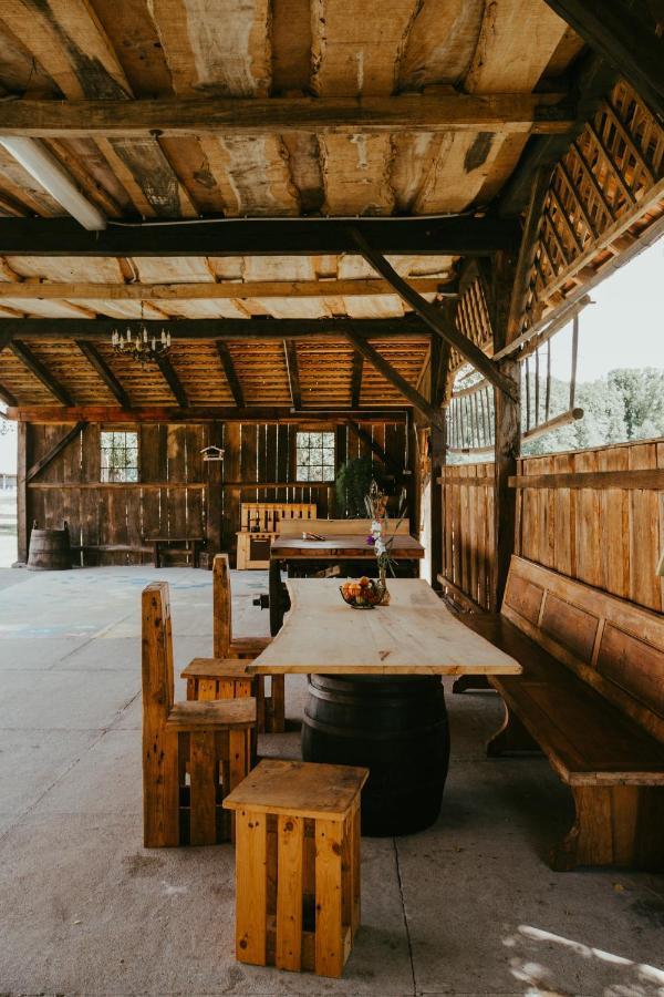 Treehouse Drevesna Hiska Strkovo Gnezdo Ranc Jures Hotel Ljutomer Eksteriør billede