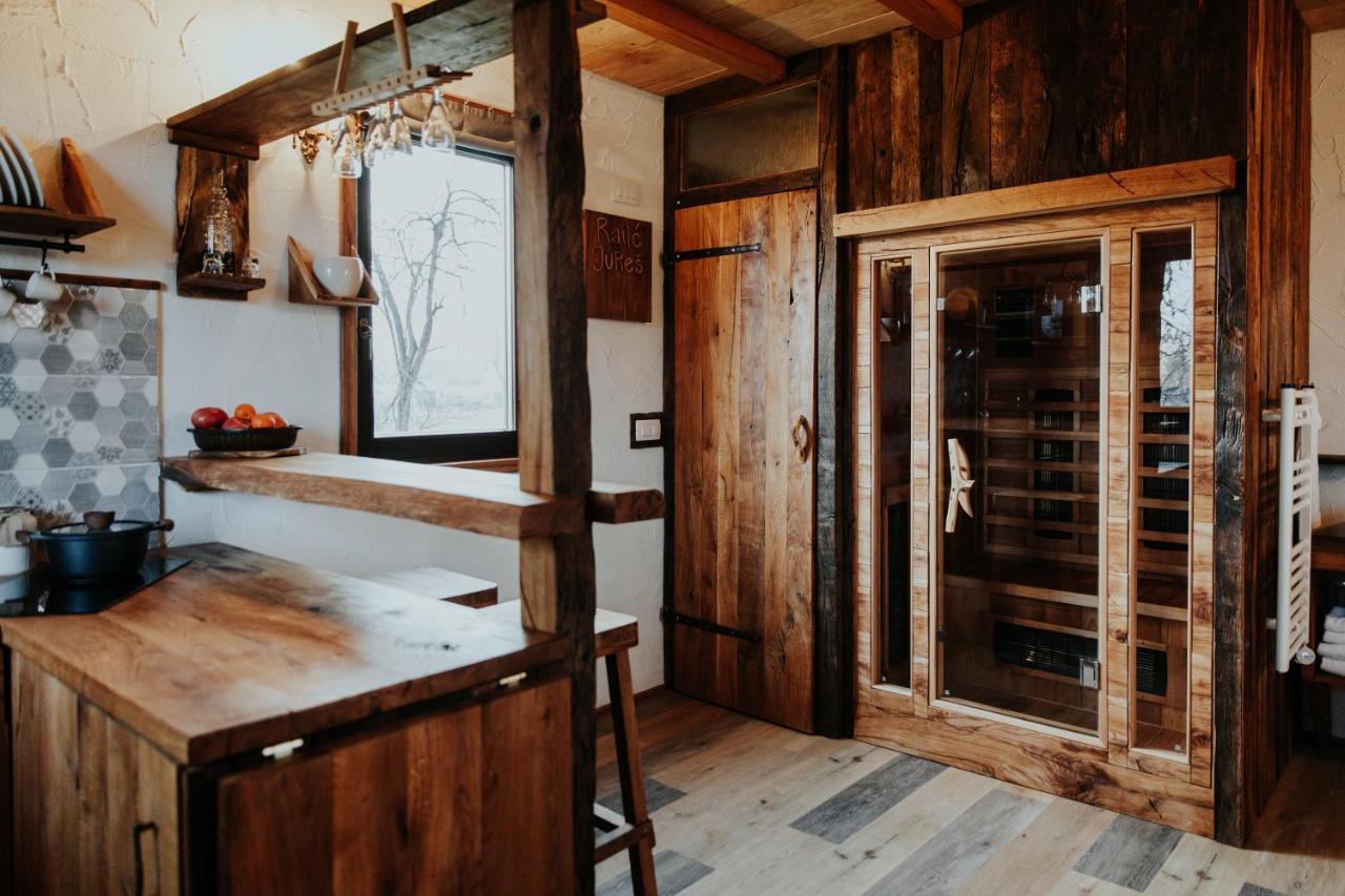 Treehouse Drevesna Hiska Strkovo Gnezdo Ranc Jures Hotel Ljutomer Eksteriør billede